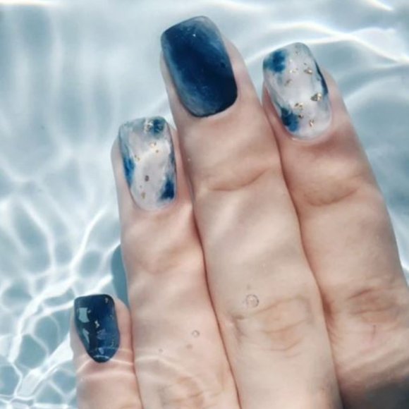 24 PCS Marbled Underwater Blue Press On Nails - Picture 2 of 6